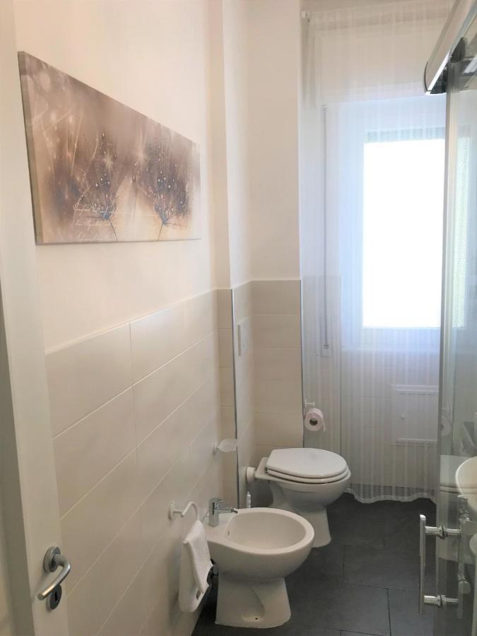 Ines'S Home Генуя Екстер'єр фото